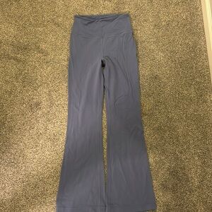 blue lululemon size 8 flare leggings